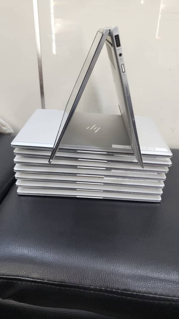 HP EliteBook 1030 G4 X360 view 2